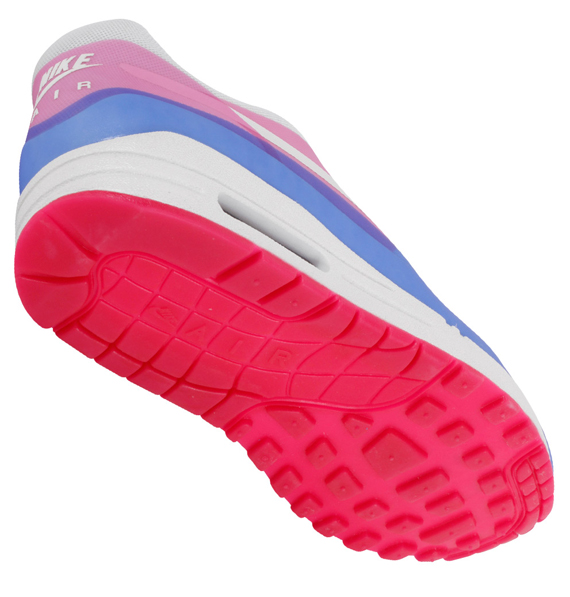 nike-am1hfppinkforcehyperblue-3
