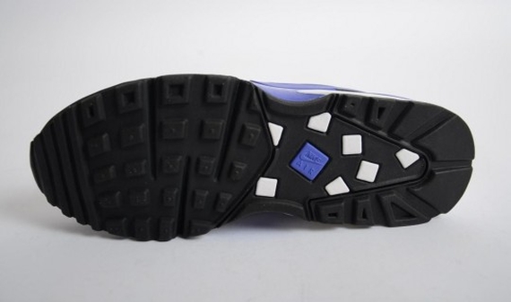 nike-air-classic-bw-em-persian-violet-01