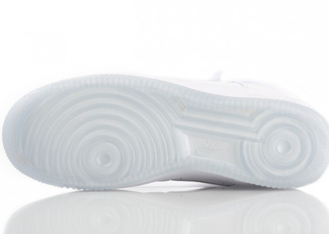 nike-air-force-1-cmft-white-white-hi-4