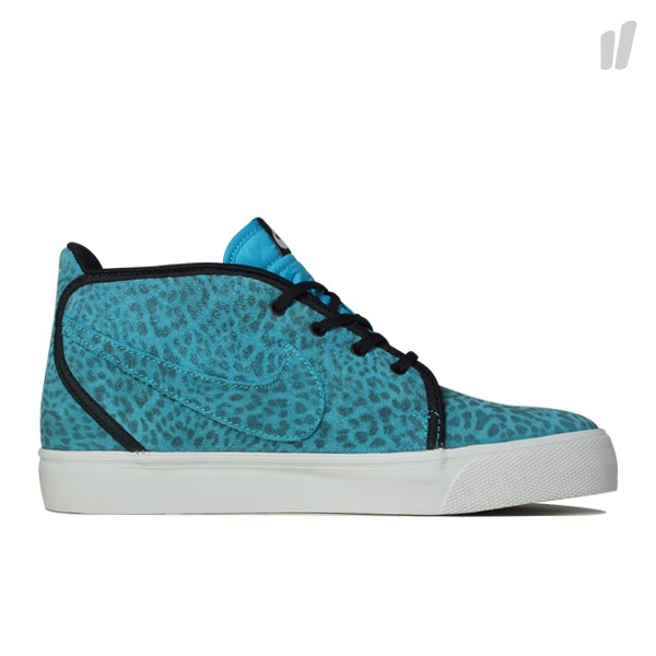 nike-fb-leopard-pack-quickstrike-19
