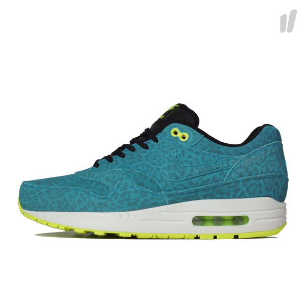nike-fb-leopard-pack-quickstrike-2