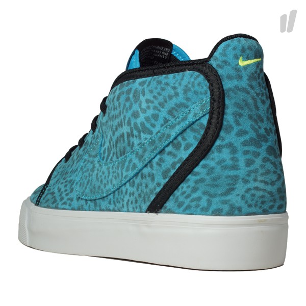 nike-fb-leopard-pack-quickstrike-20
