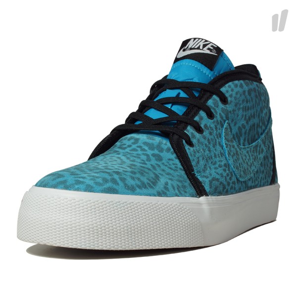 nike-fb-leopard-pack-quickstrike-21