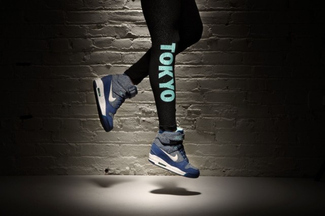 nike-wmns-air-revolution-sky-high-city-pack-tokyo-3