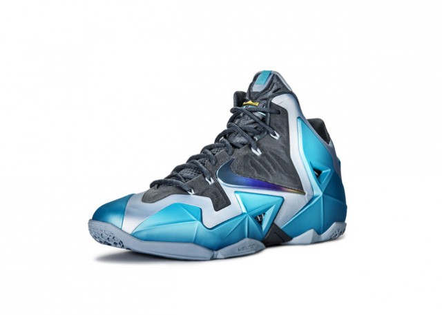nike-lebron-11-gamma-blue-imagens-oficiais-3