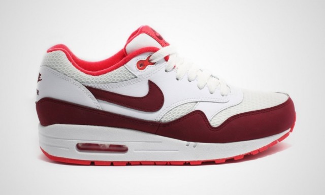 nike-sportswear-holiday-2014-preview-14