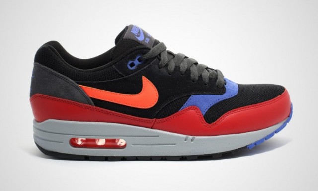 nike-sportswear-holiday-2014-preview-16
