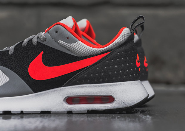 Nike-Air-Max-Tavas-grey-bright-crimson-3