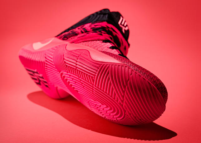 Nike Kyrie 2 | SneakersBR - Lifestyle Sneakerhead