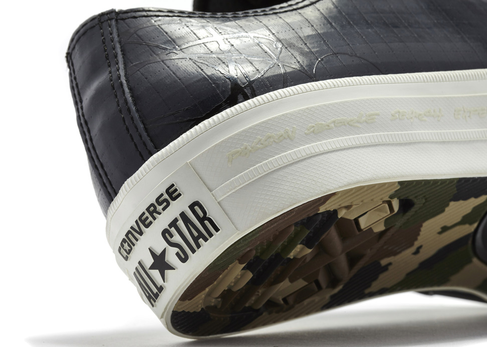Converse_Chuck_Taylor_All_Star_II_Futura_-_Low_Top_Back_detail