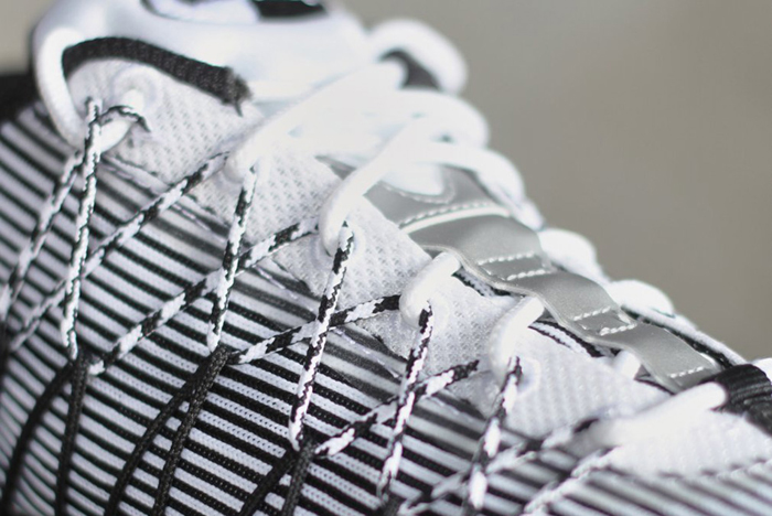 nike-air-max-95-ultra-jacquard-pinstripe-black-white-5