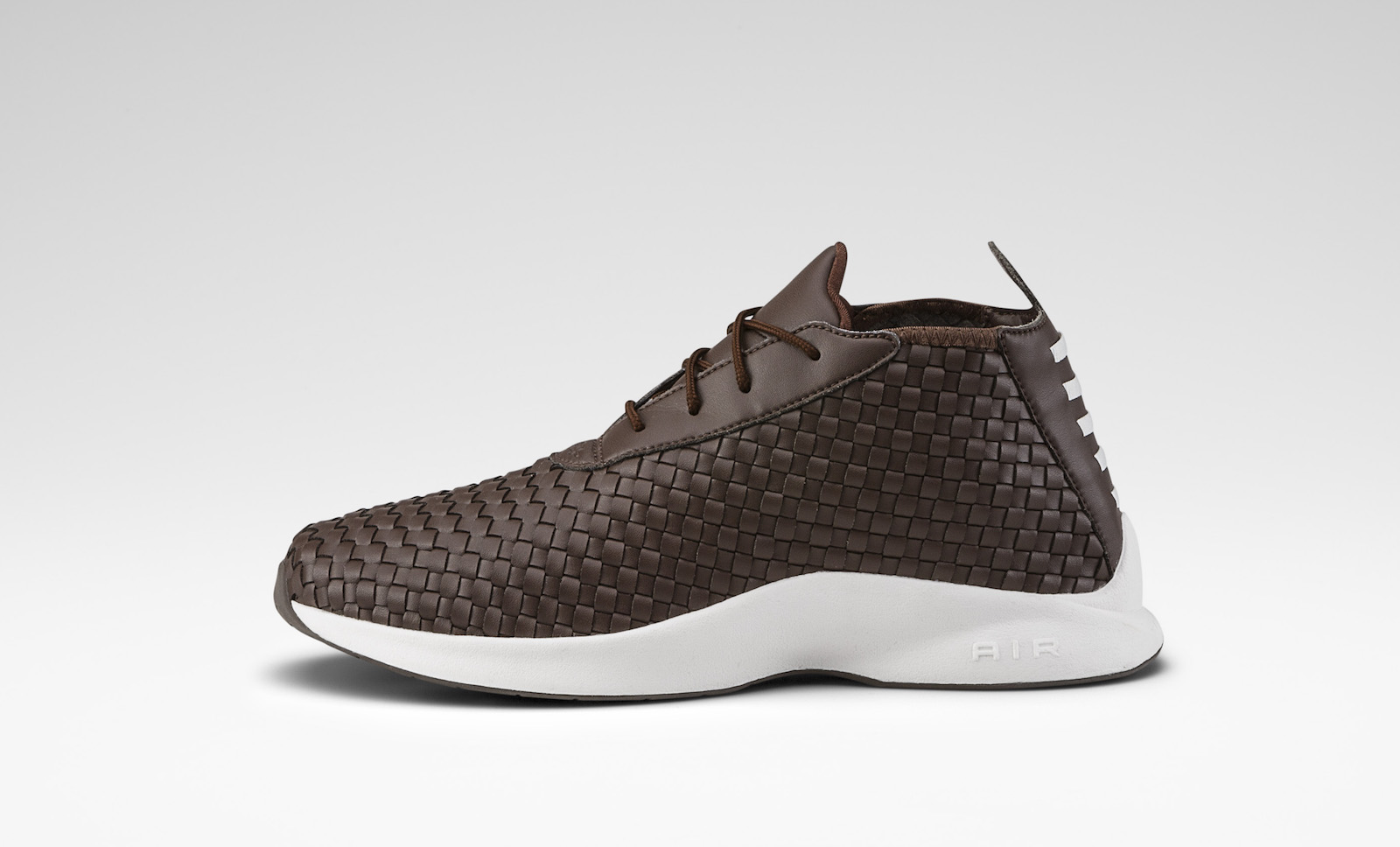 NIKE_HTM_AIR_WOVEN_BOOT_2002