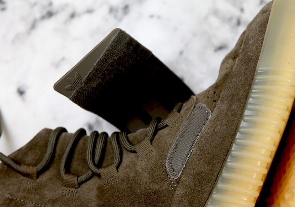 adidas-yeezy-boost-750-chocolate-gum-04