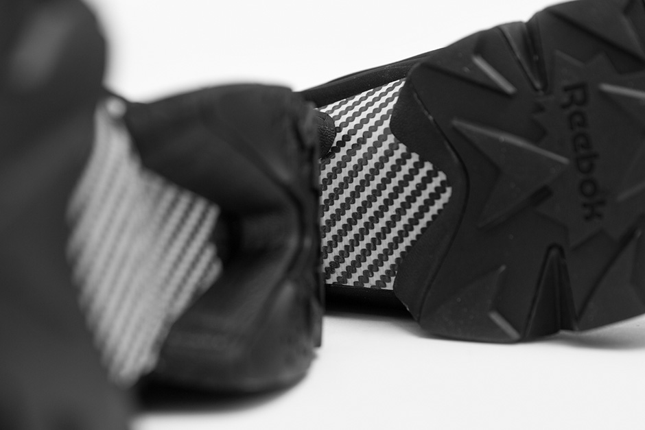 reebok-instapump-fury-size-black-white-knit-04