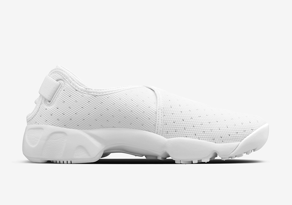 nikelab-rift-wrap-white-black-3