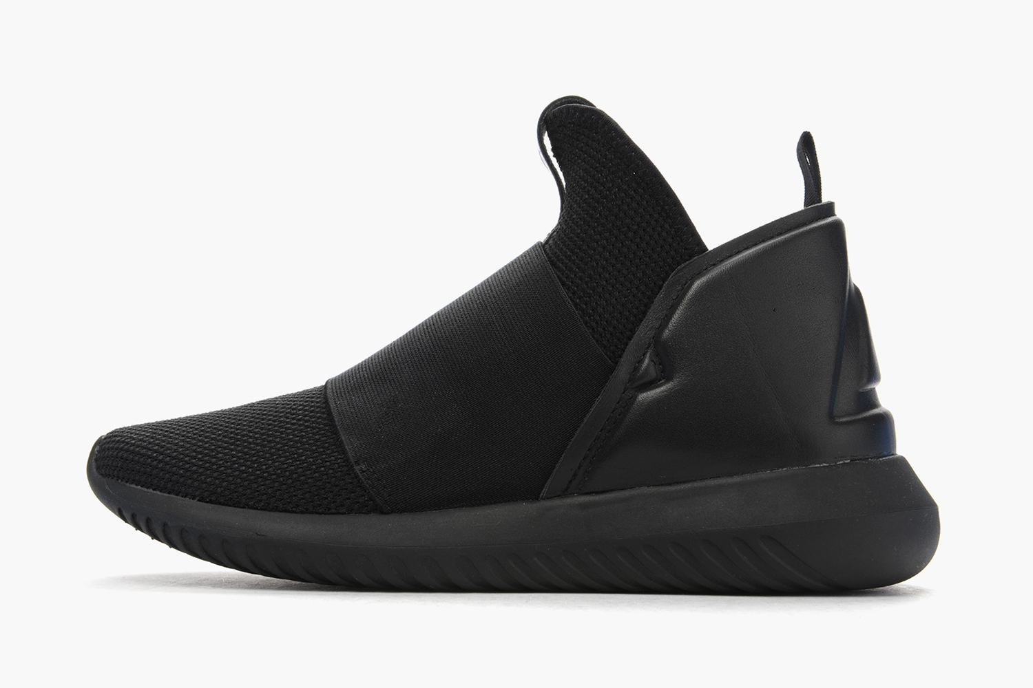 adidas-originals-x-rita-ora-tubular-defiant-black-01