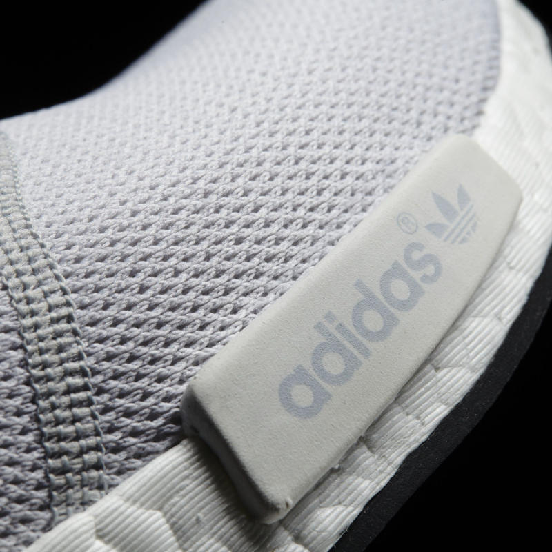 adidas-nmd-white-blue-07
