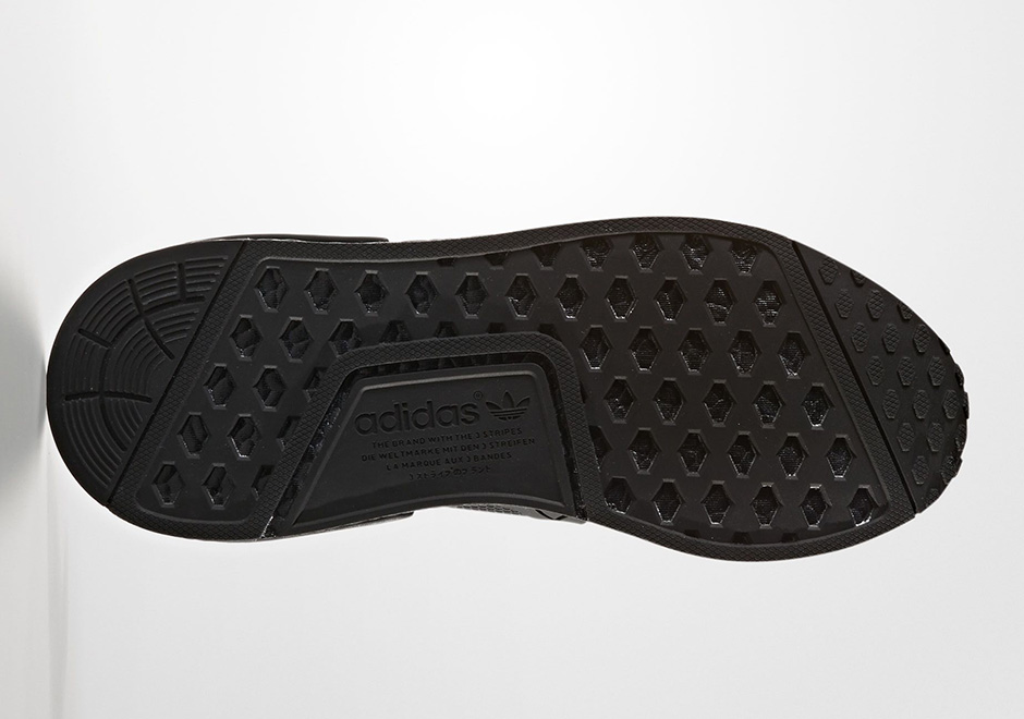 adidas-nmd-xr1-triple-black-05