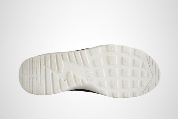 nike-air-max-thea-mid-womens-4