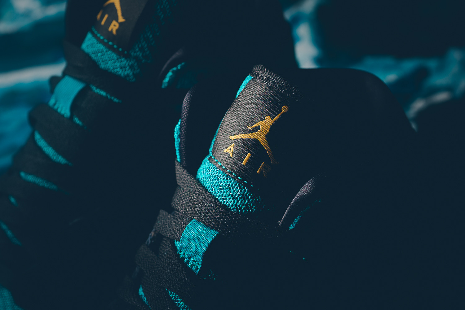 air-jordan-1-high-rio-teal-5