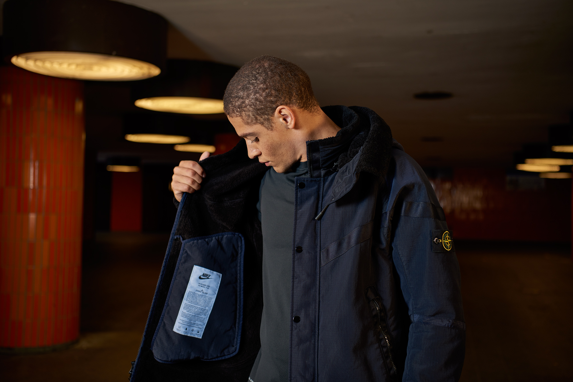nike-stone-island-windbreaker-03