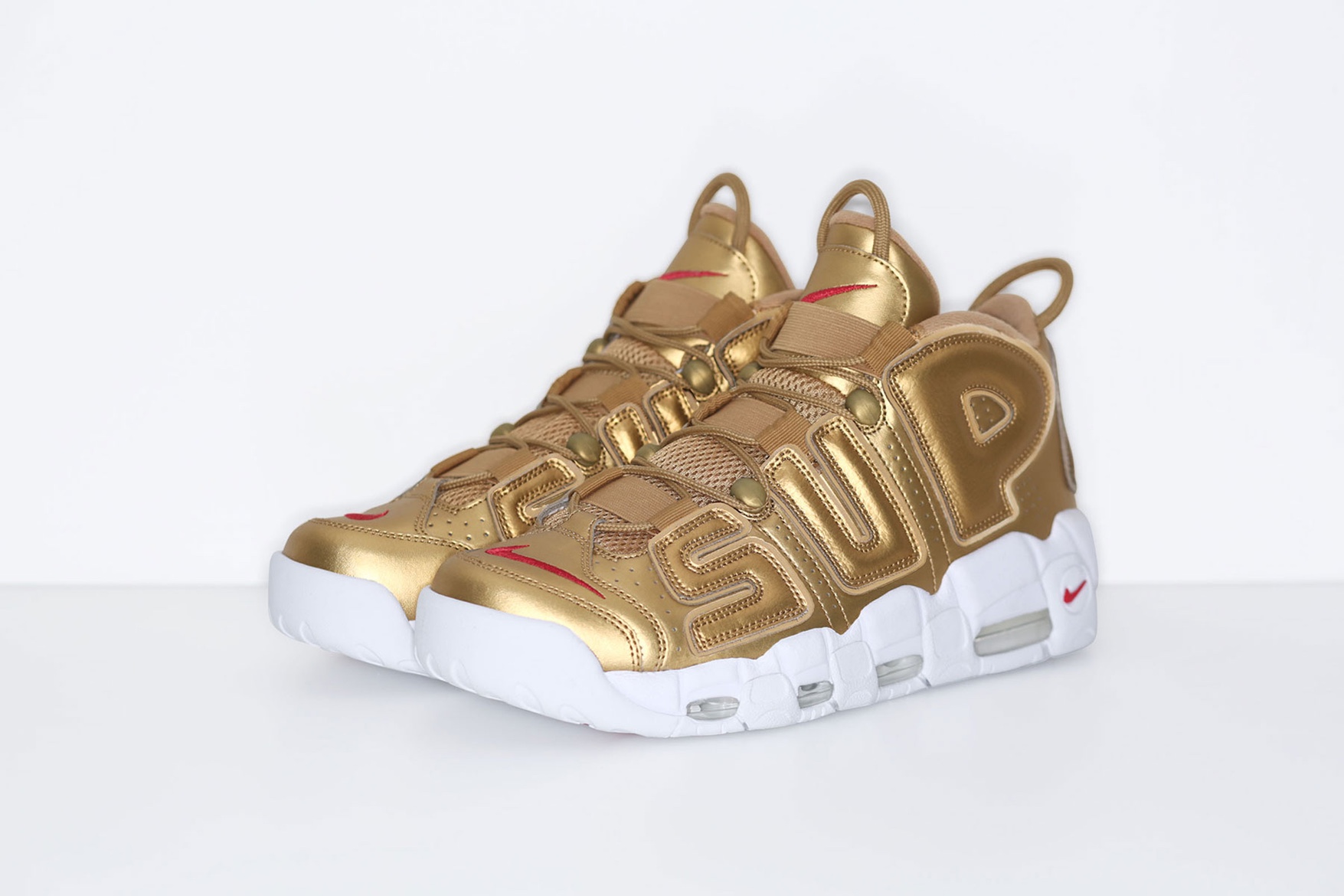 supreme-nike-air-more-uptempo-2017-spring-summer-lookbook-2