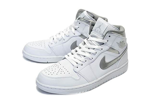 air-jordan-1-mid-pure-money-554724-105-02