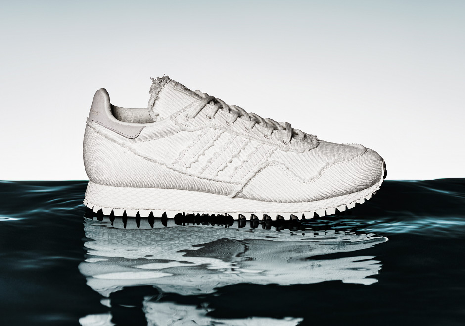 adidas-daniel-arsham-new-york-white-denim-uv-print-02