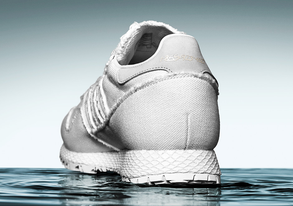 adidas-daniel-arsham-new-york-white-denim-uv-print-06