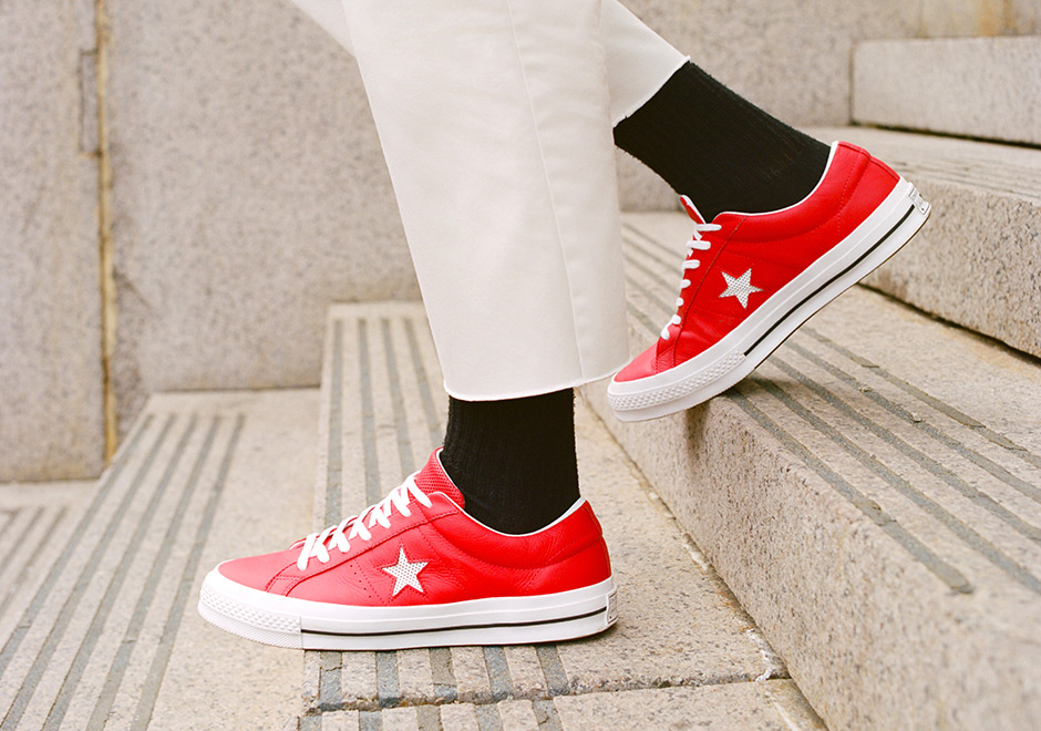 converse-one-star-perforated-leather-pack-03