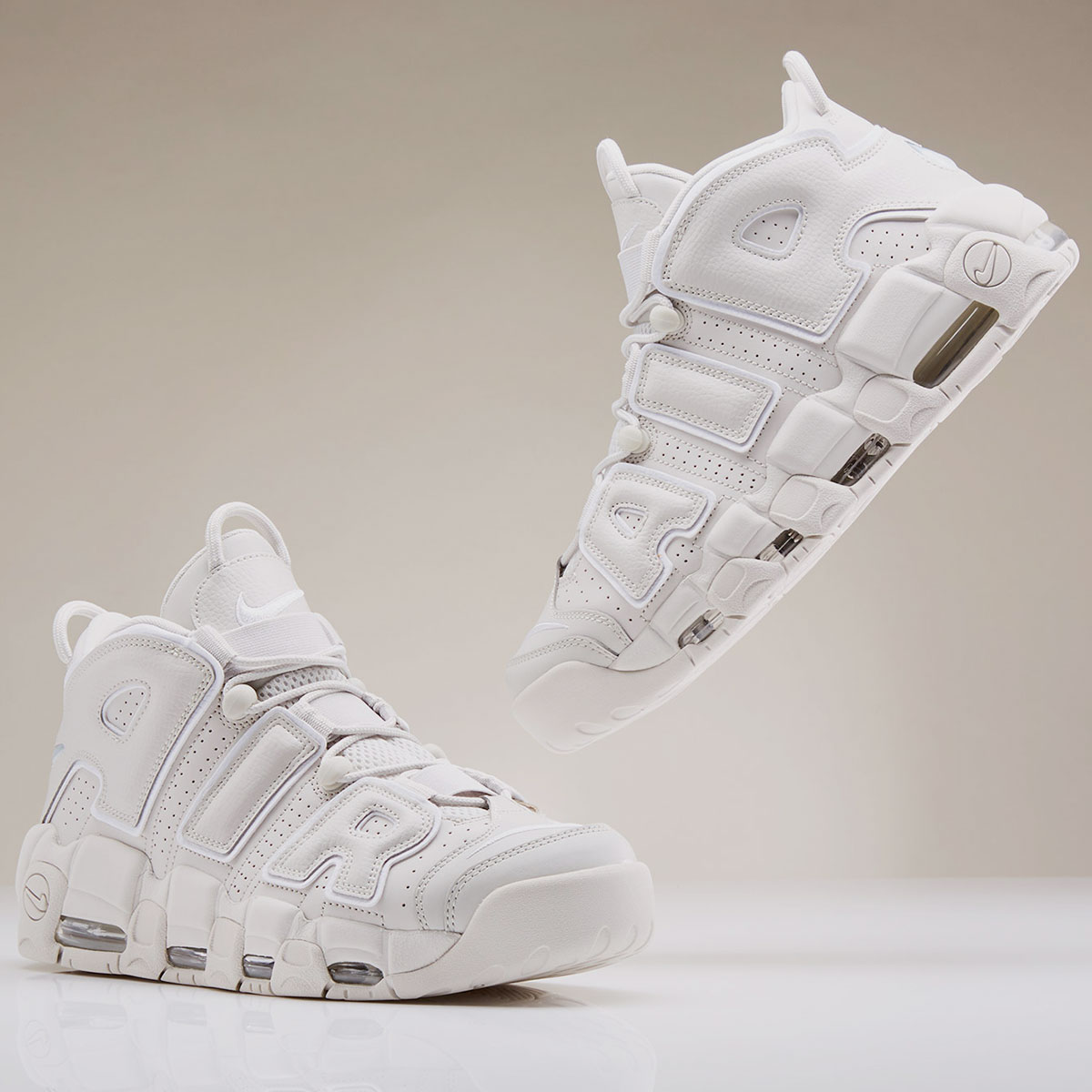 nike-air-more-uptempo-96-light-bone-01